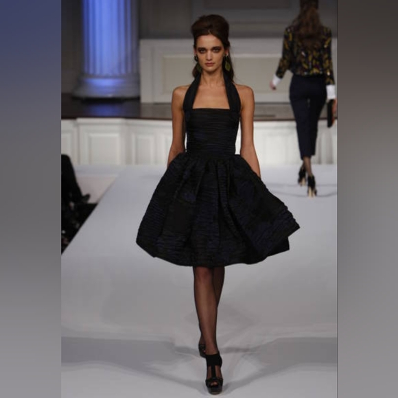 $5,000 OSCAR DE LA RENTA EXCLUSIVE BLACK BLUE SILK RUNWAY DRESS US XS - Picture 13 of 16